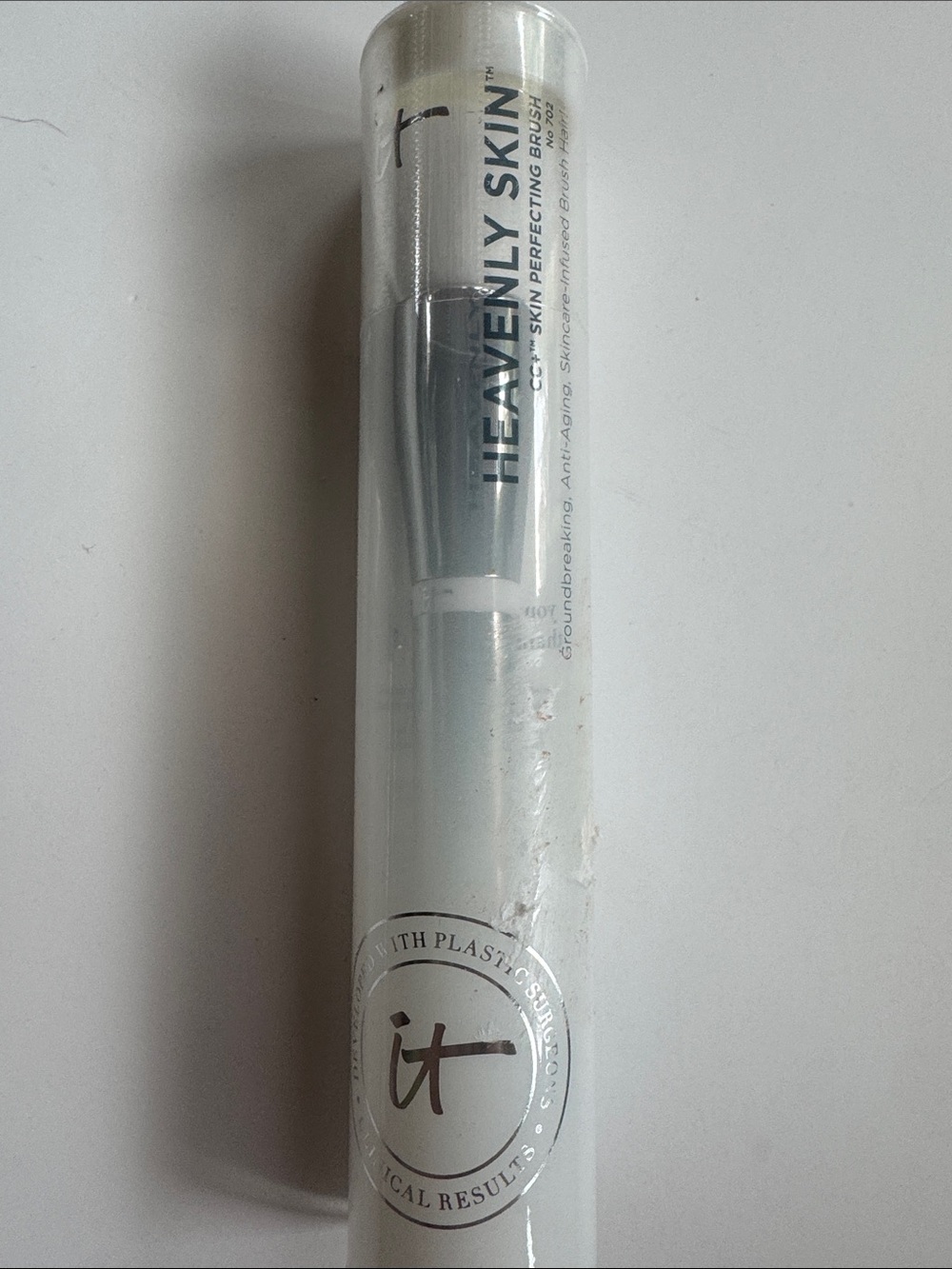 it cosmetics Heavenly Skin Perfecting Brush hair Silver anti aging infused